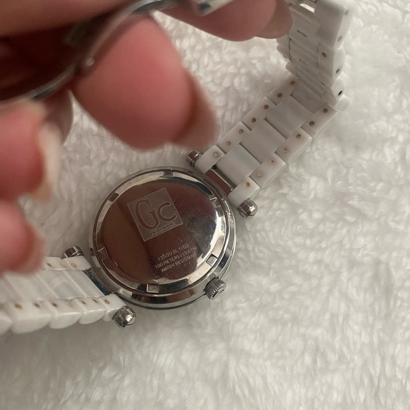 ‼️SOLD‼️ Gc “guess collection” Smart luxury watch - Picture 3 of 6